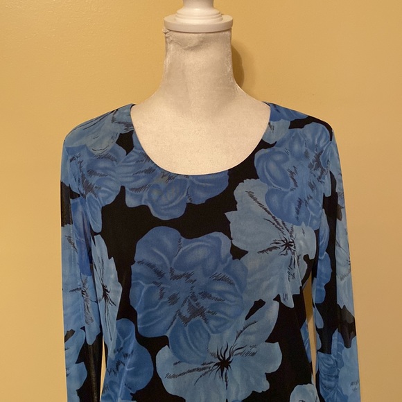 Casual Corner blouse - Picture 2 of 14